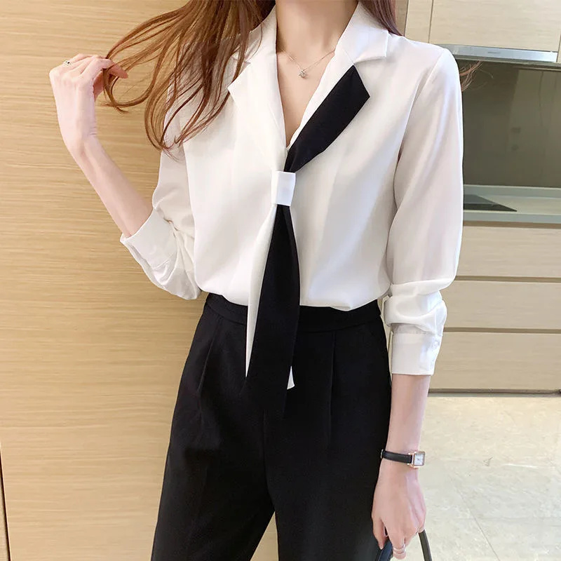 Damskie bluzki w stylu wiosenn – Silk Blouse recenzja i cena