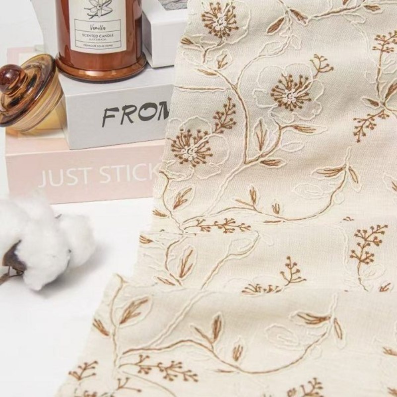 Haftowana tiulowa koronka, tka – Lace Dress recenzja i cena