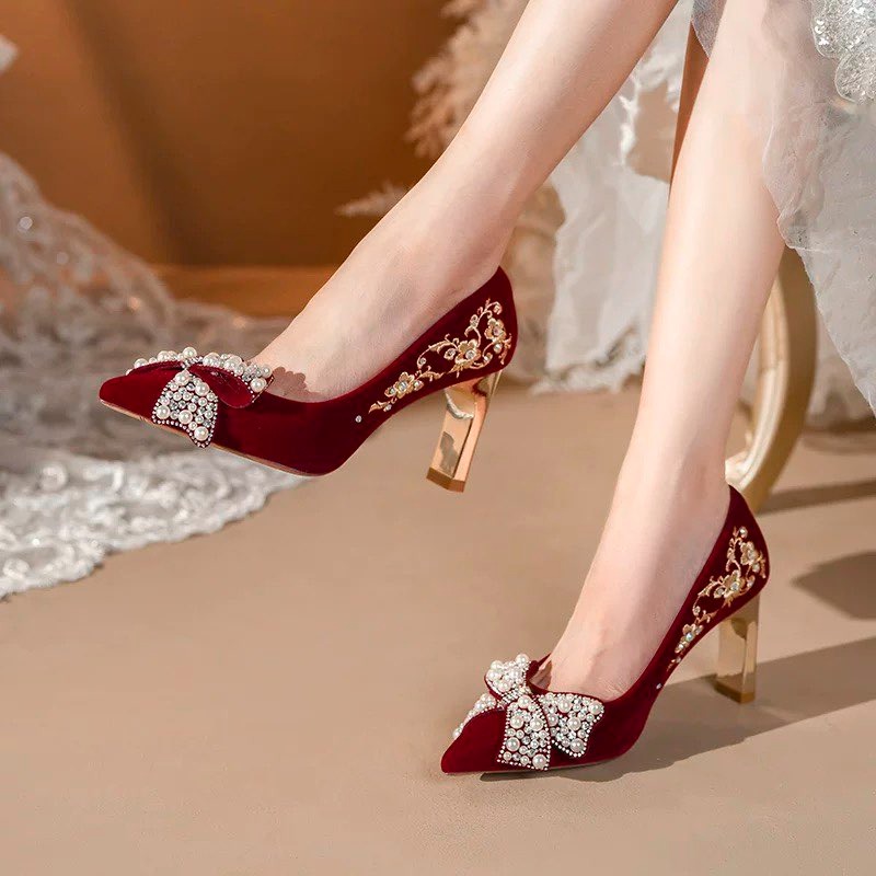 Haftowane czółenka na słupku z – Pump Heel Block recenzja i cena